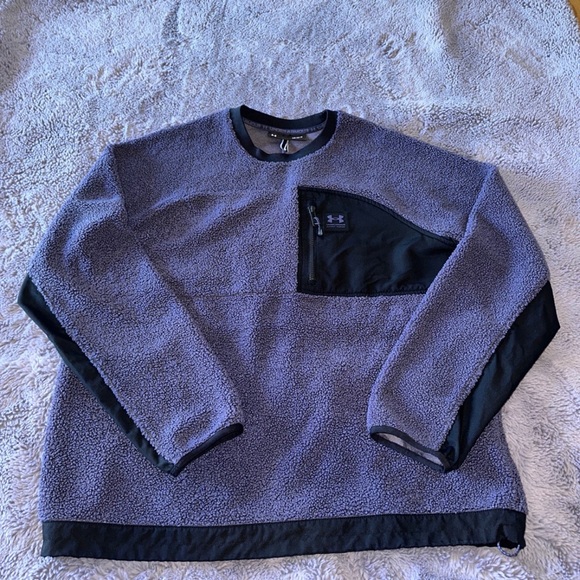 Like new! Under Armour Pullover - Picture 1 of 1
